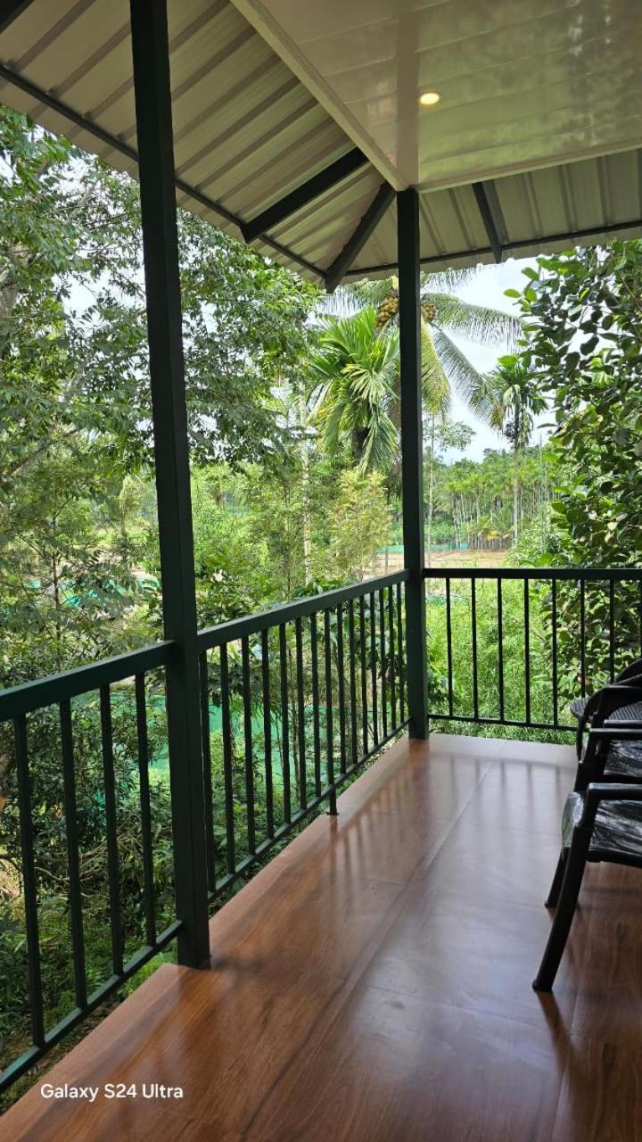 Green Aura Private Villas Sultan Bathery Exterior photo